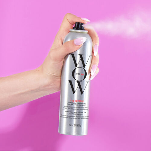Style on Steroids Stylingspray - Cheveux Secs & D&eacute;shydrat&eacute;s | L'Or&eacute;al Partner Shop