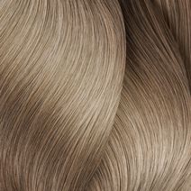 Dia Light 10.12 - Signature Service: French Balayage | L'Oréal Partner Shop