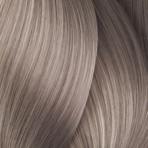 Dia Light 9.21 - Signature Service: French Balayage | L'Oréal Partner Shop