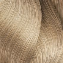 Dia Light 10.32 - Signature Service: French Balayage | L'Oréal Partner Shop