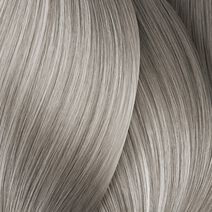 Dia Light 9.1 - Signature Service: French Balayage | L'Oréal Partner Shop