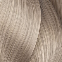Dia Light 10.82 - Signature Service: French Balayage | L'Oréal Partner Shop