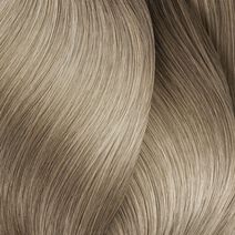 Dia Light 10.13 - Signature Service: French Balayage | L'Oréal Partner Shop